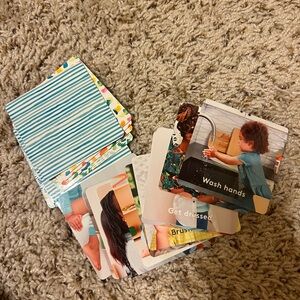 Lovevery Colorful Educational Flashcards